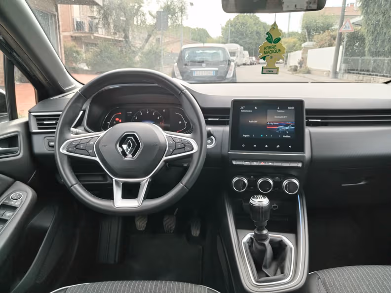 Renault Clio - 33