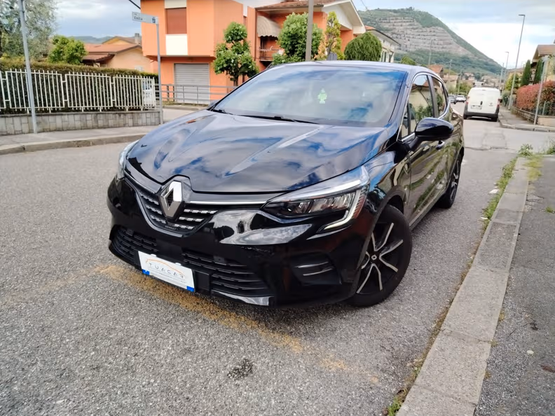 Renault Clio - 22