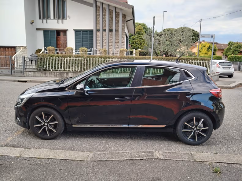 Renault Clio - 13