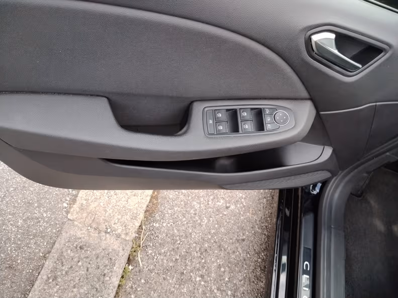 Renault Clio - 27