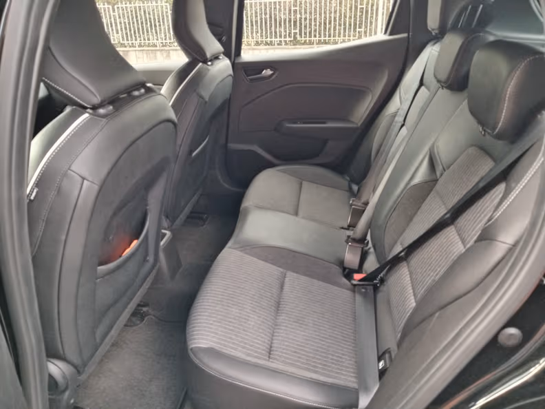 Renault Clio - 6