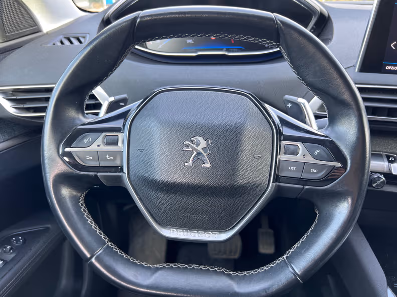 Peugeot 3008 - 31