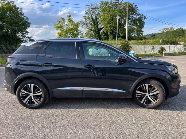 Peugeot 3008 - 17