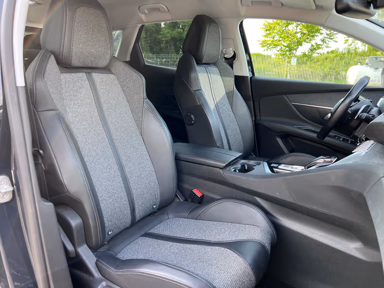 Peugeot 3008 - 11