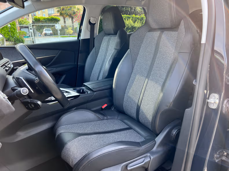 Peugeot 3008 - 10