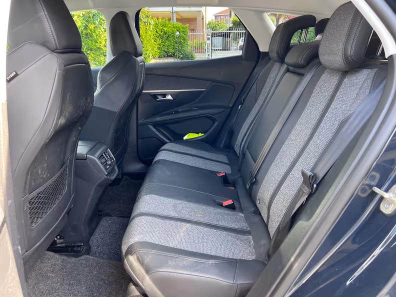 Peugeot 3008 - 12