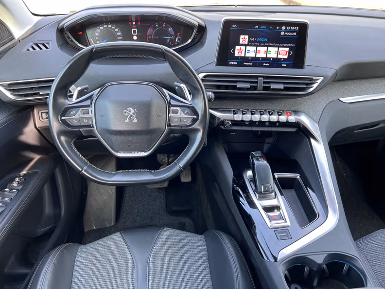 Peugeot 3008 - 8