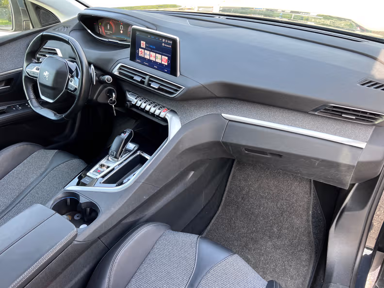 Peugeot 3008 - 9
