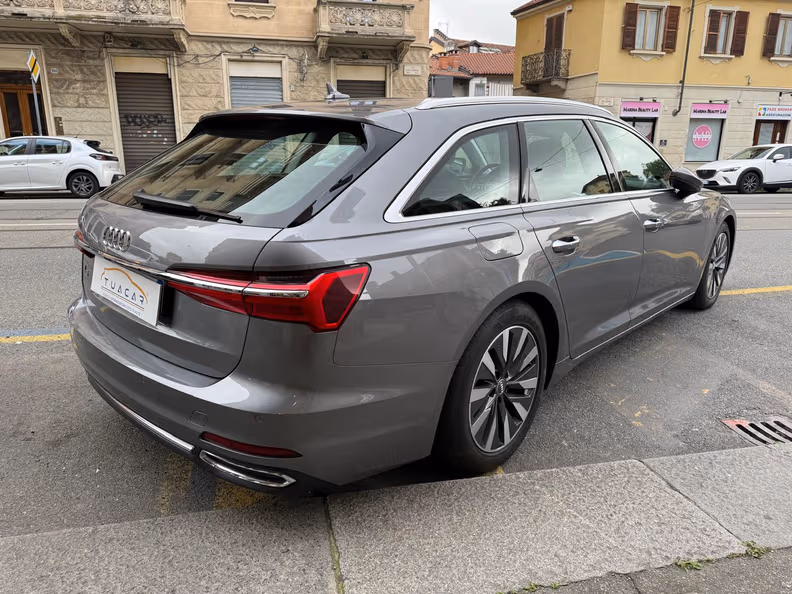 Audi A6 - 6