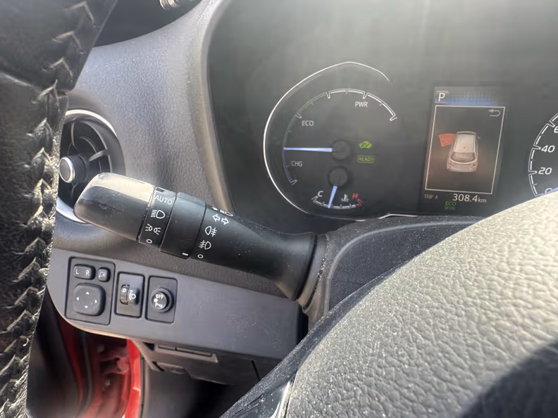 Toyota Yaris - 32