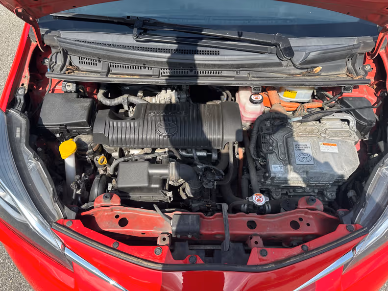 Toyota Yaris - 40