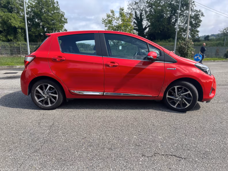 Toyota Yaris - 14