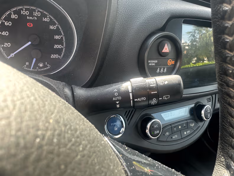 Toyota Yaris - 31