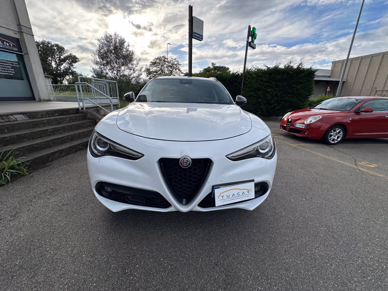 Alfa Romeo Stelvio - 7