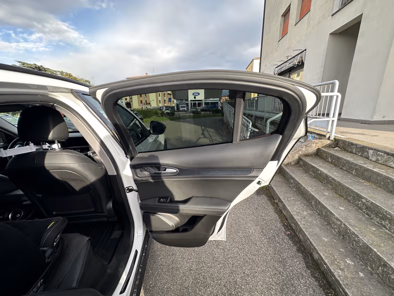 Alfa Romeo Stelvio - 23