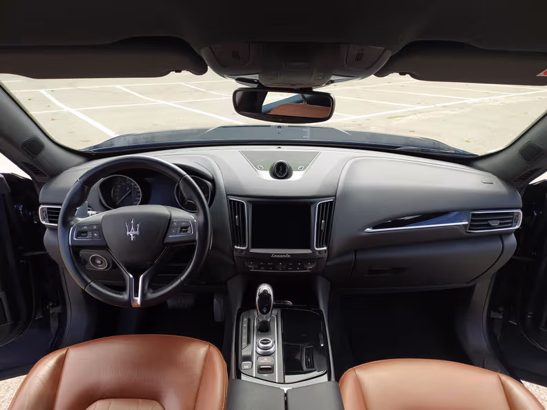 Maserati Levante - 8
