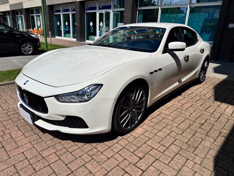 Maserati Ghibli - 16