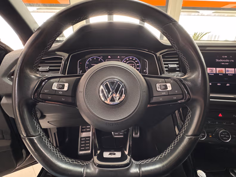 VW T-ROC - 9