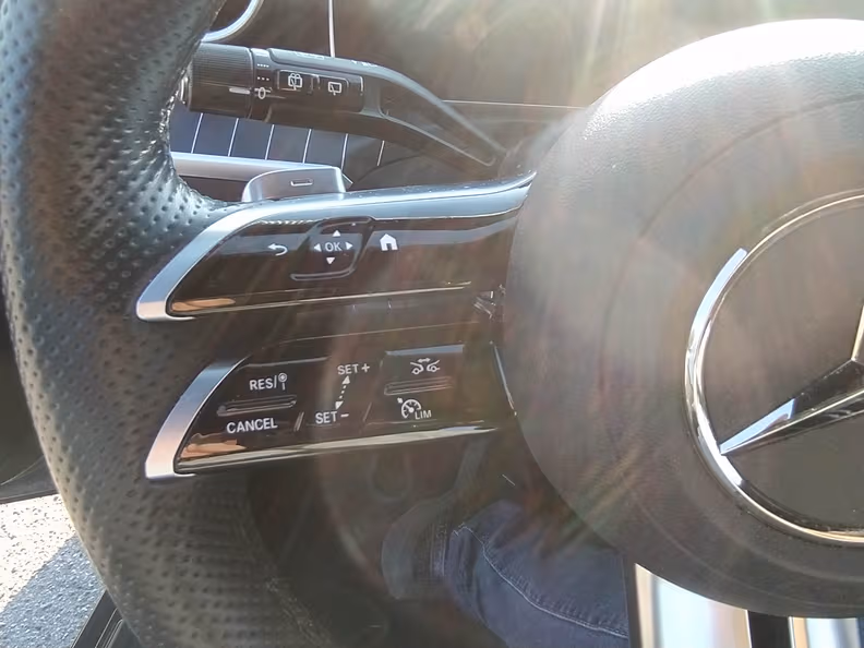 Mercedes-Benz C-Class - 51