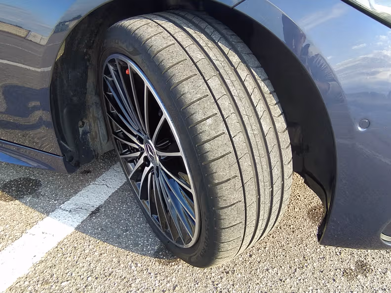 Mercedes-Benz C-Class - 24