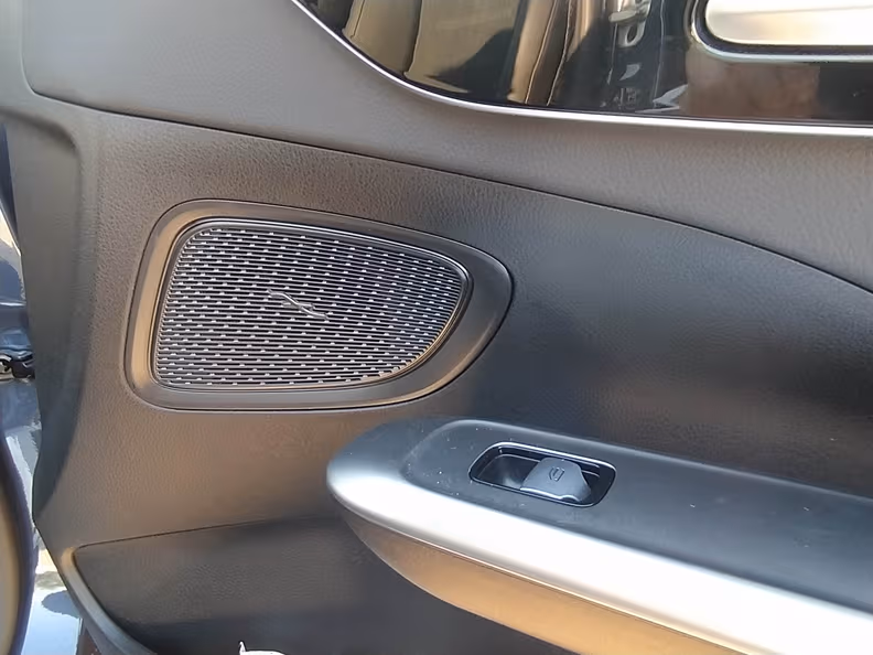 Mercedes-Benz C-Class - 37
