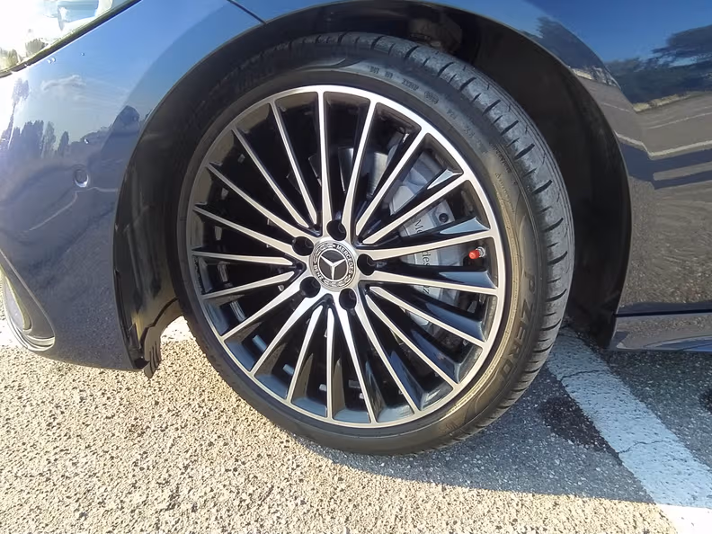 Mercedes-Benz C-Class - 16