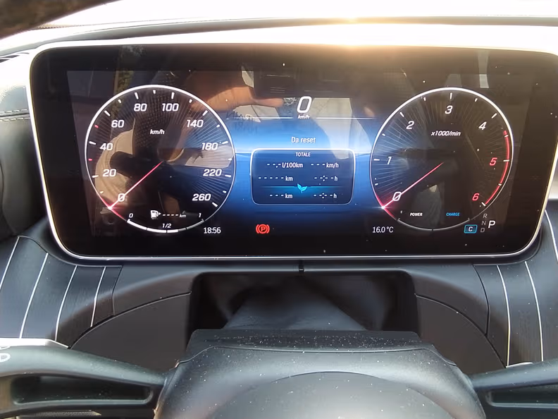 Mercedes-Benz C-Class - 13