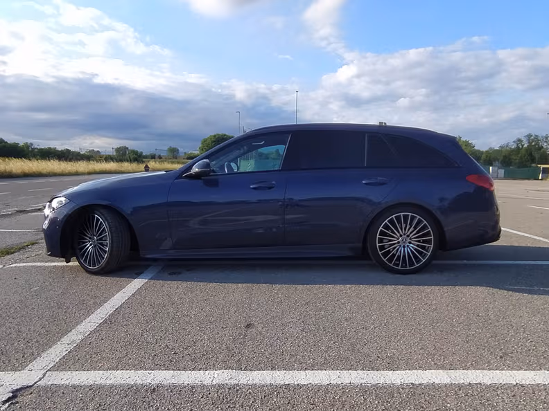 Mercedes-Benz C-Class - 23