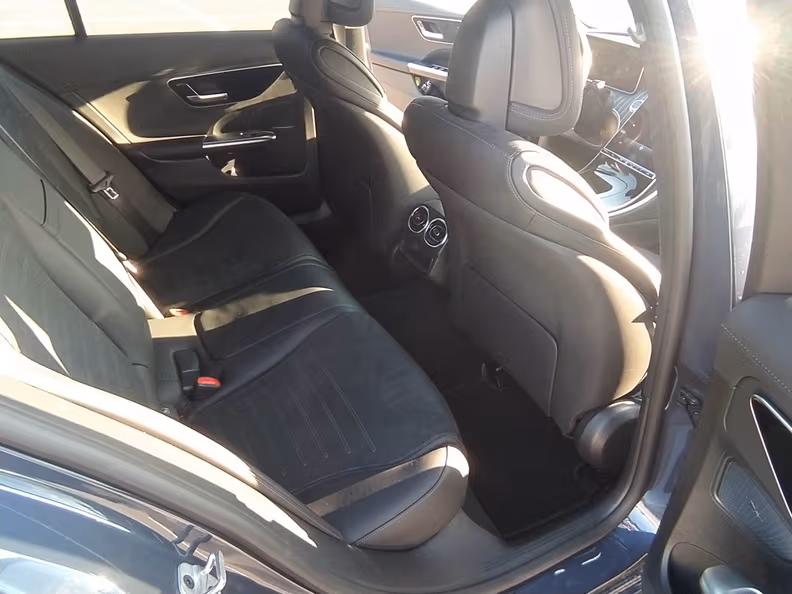 Mercedes-Benz C-Class - 39