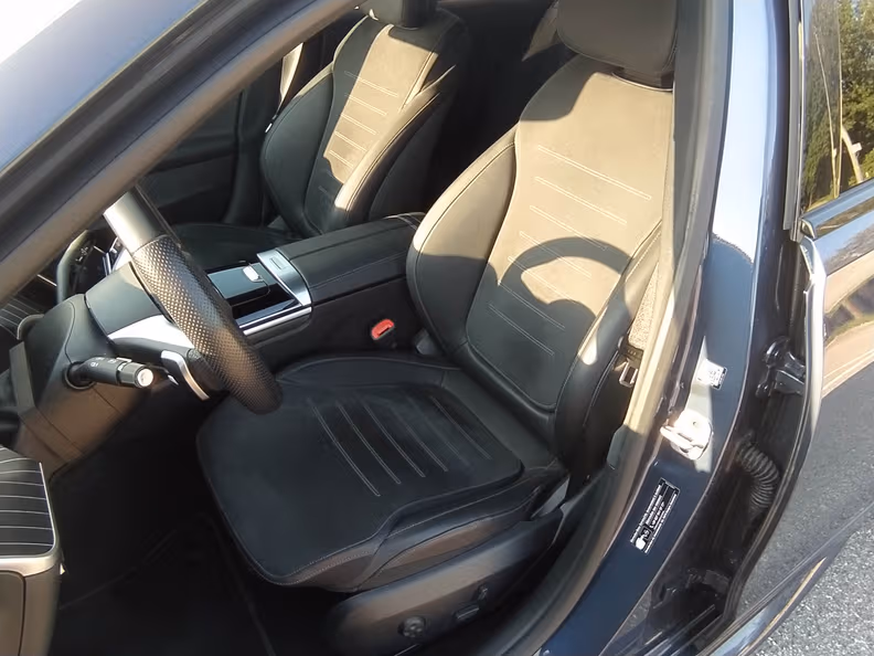 Mercedes-Benz C-Class - 10