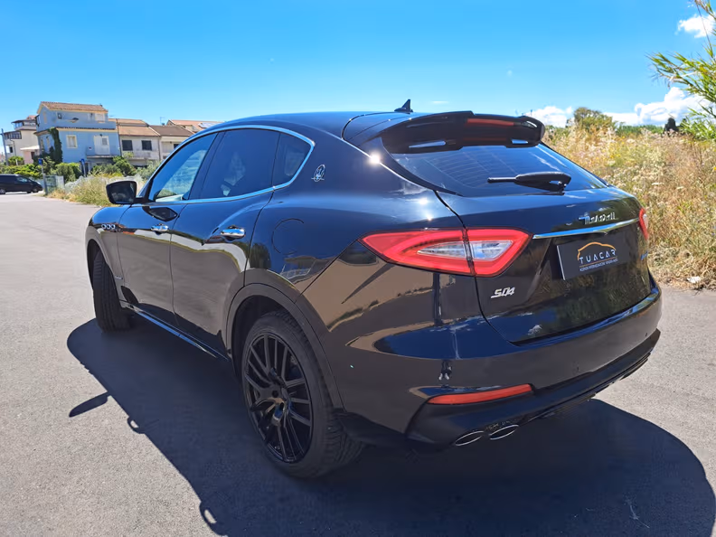 Maserati Levante - 7