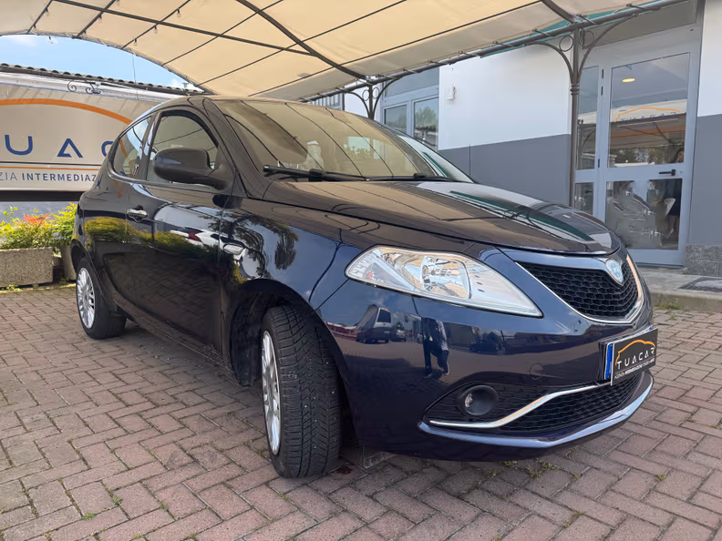 Lancia Ypsilon - 3