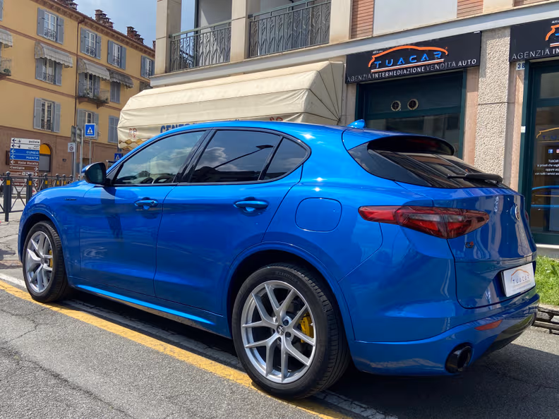 Alfa Romeo Stelvio - 5