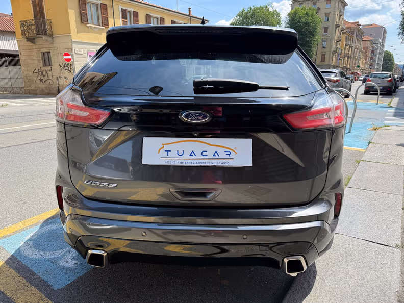 Ford Edge - 5