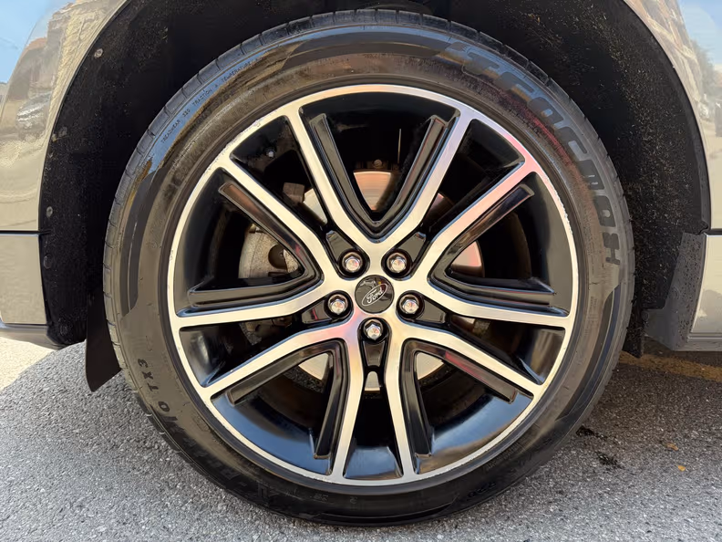 Ford Edge - 37