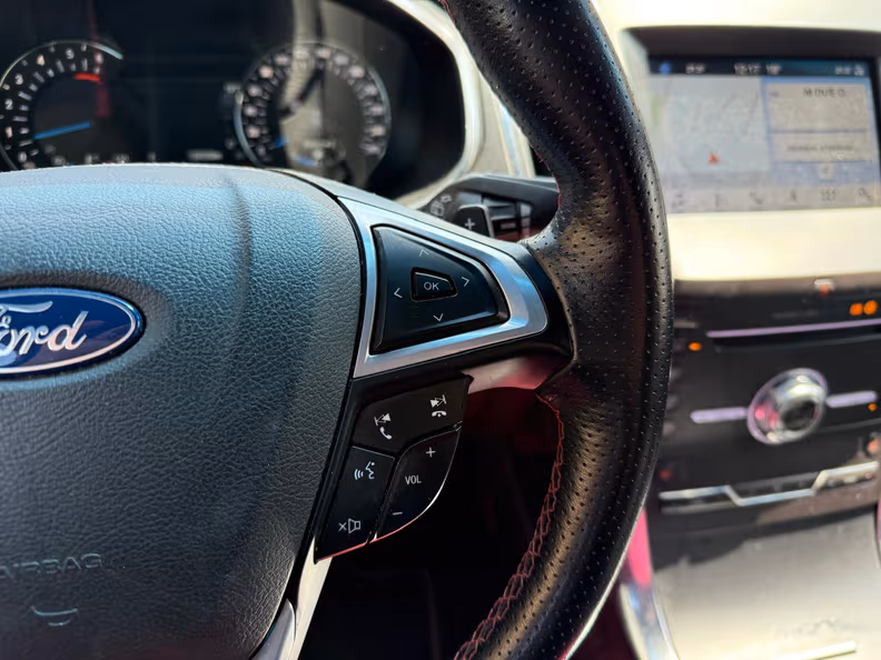 Ford Edge - 15