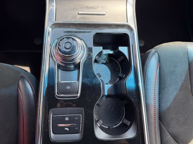 Ford Edge - 21