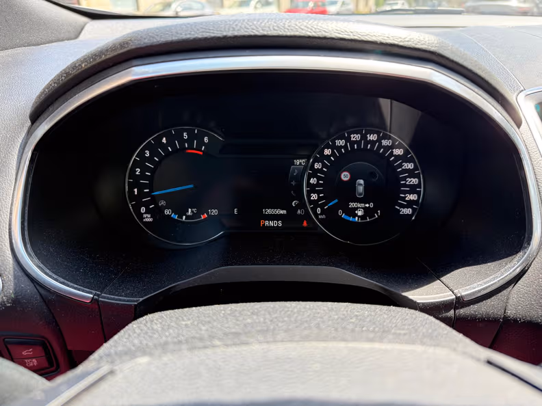 Ford Edge - 12