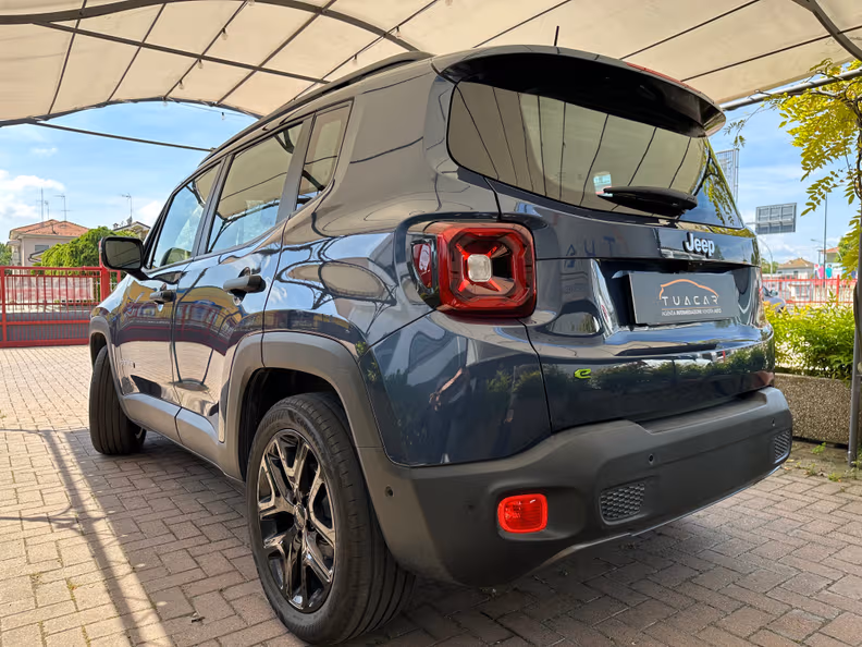 Jeep Renegade - 4