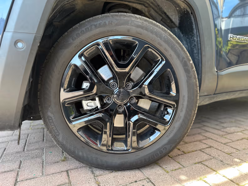 Jeep Renegade - 32