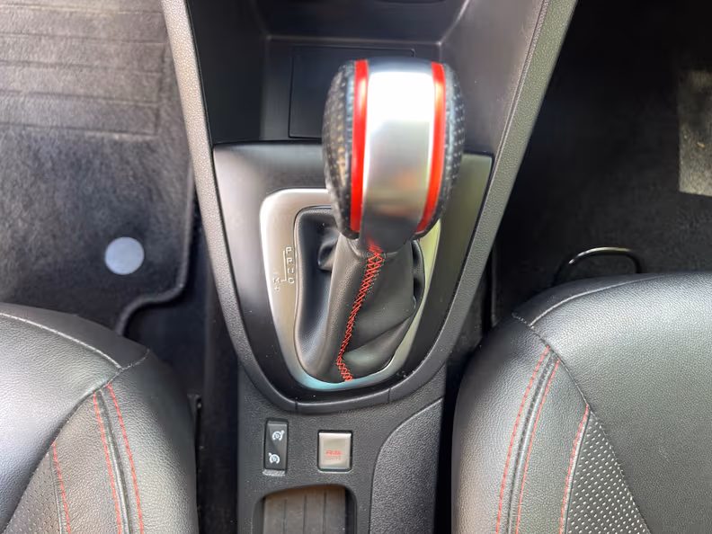 Renault Clio - 17