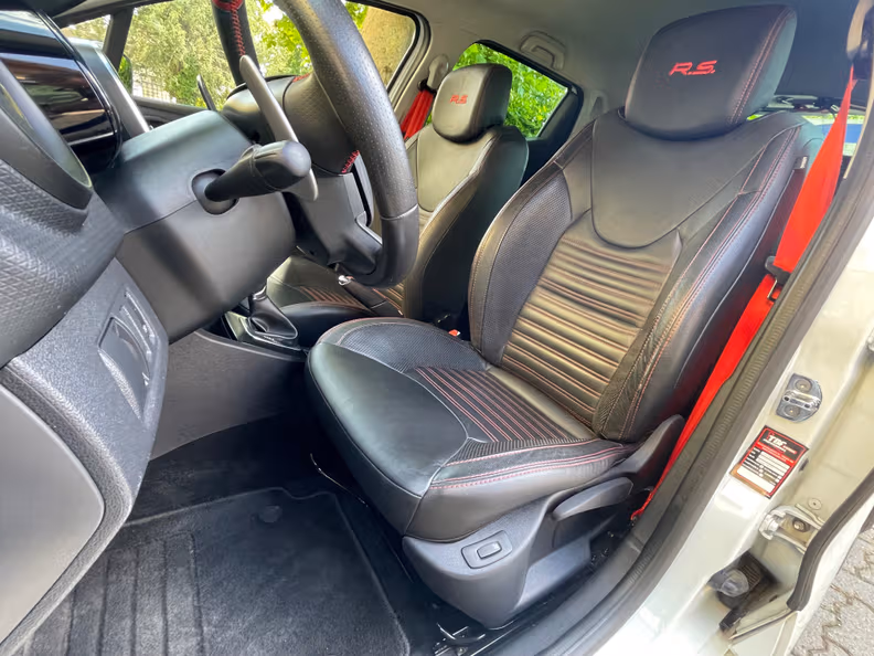 Renault Clio - 15