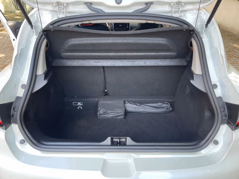 Renault Clio - 10