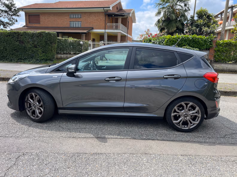 Ford Fiesta - 23