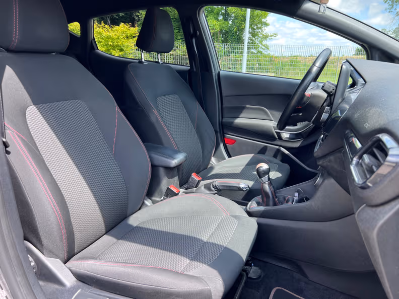 Ford Fiesta - 26