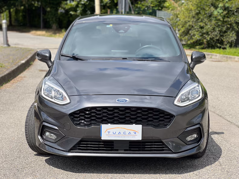 Ford Fiesta - 2