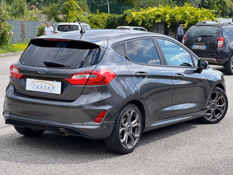 Ford Fiesta - 4