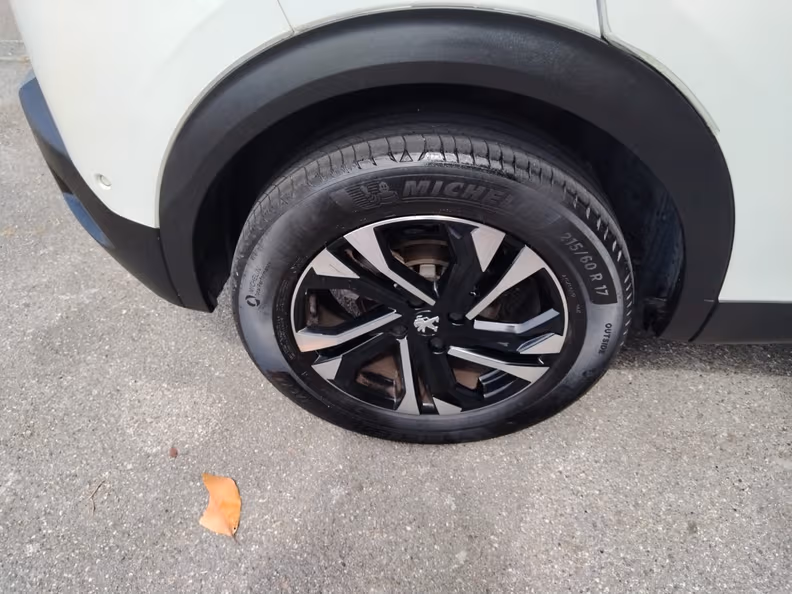 Peugeot 2008 - 28
