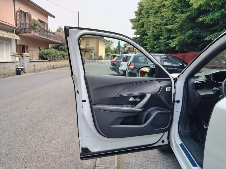 Peugeot 2008 - 37