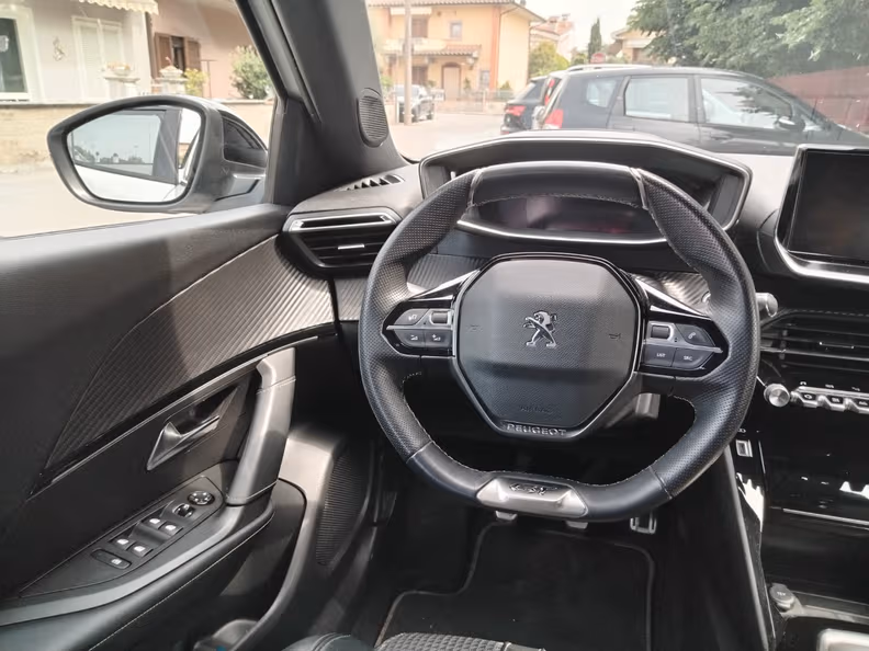 Peugeot 2008 - 53